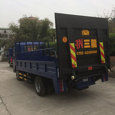 箱式貨車尾板，讓運(yùn)輸更安全高效！