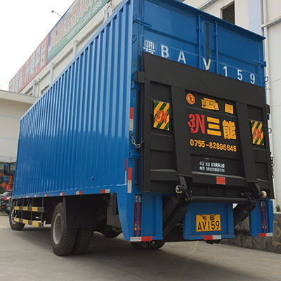 貨車尾板升降平臺(tái)，提升運(yùn)輸效率的關(guān)鍵利器
