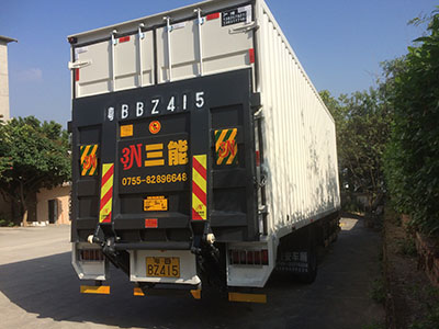 機(jī)動(dòng)車尾板安裝標(biāo)準(zhǔn)，安全與合規(guī)的雙重保障